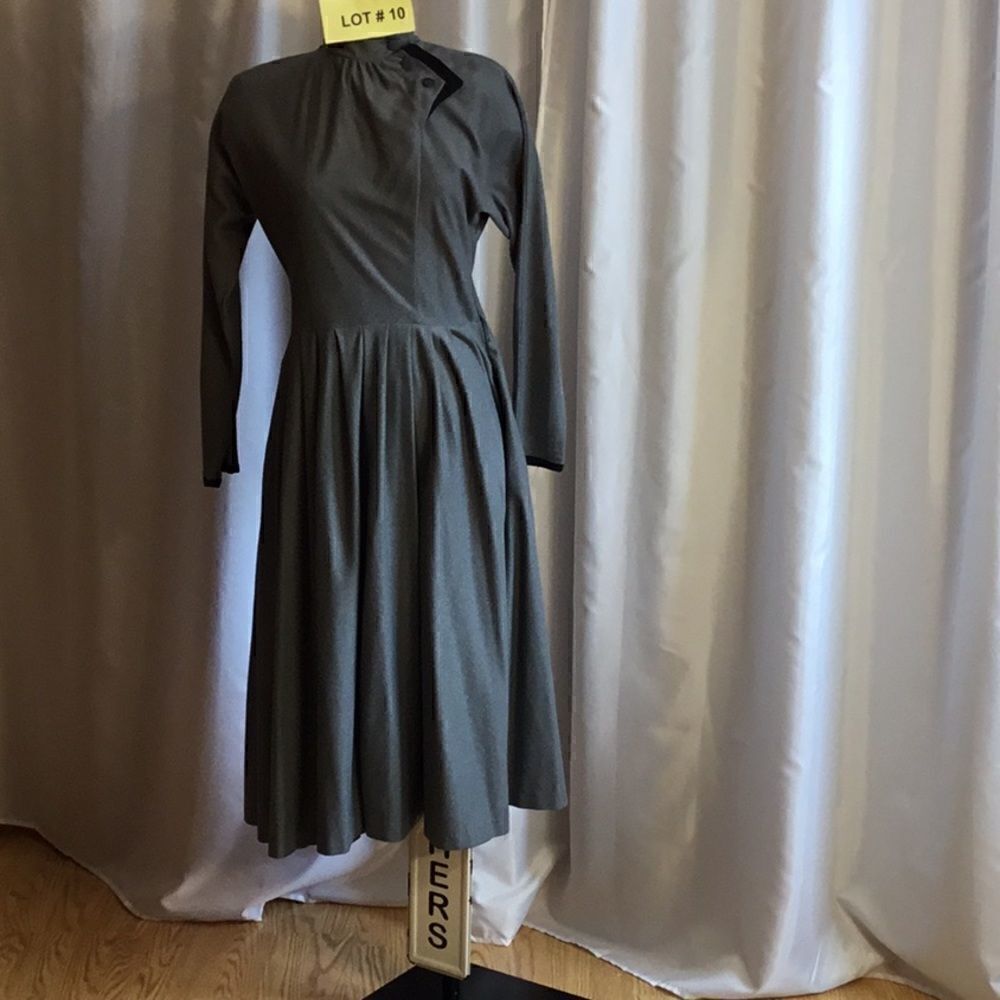 VINTAGE dress by IMPROMPTU in size 12?